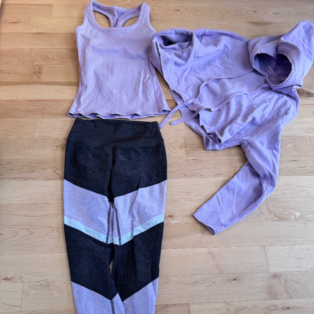 Workout Alo Yoga pants/Tank/Sweatshirt